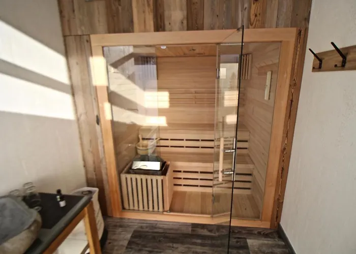 Chalet West