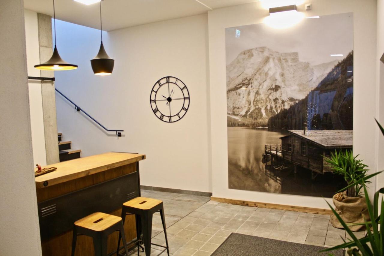 West Apartment *